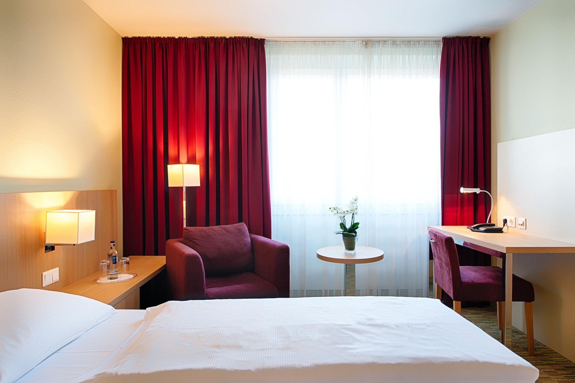 Welcome Hotel 4*