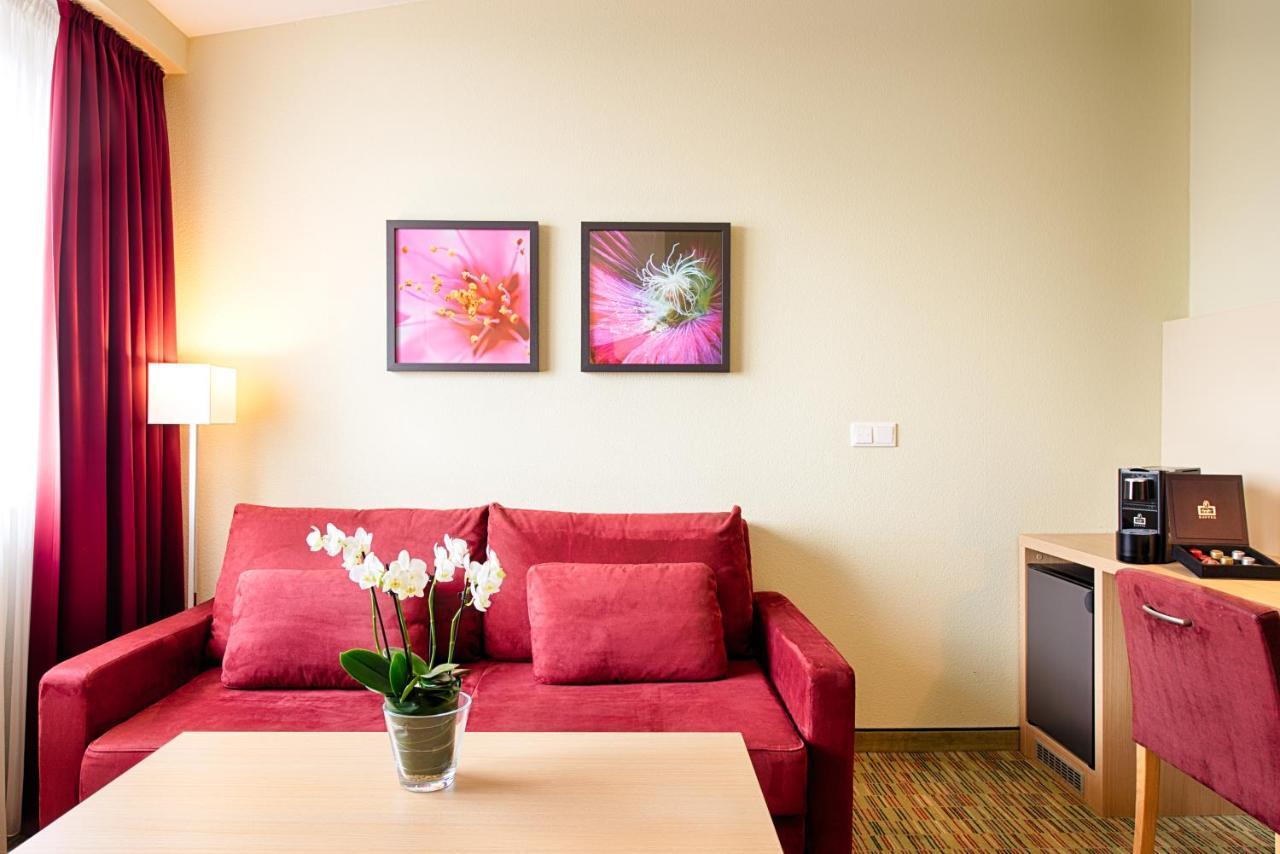Welcome Hotel 4*